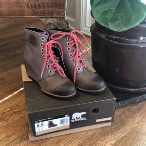 Sorel Lace Up Wedge Boots
